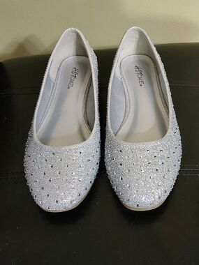 Hot Cakes Silver Sparkle Rhinestone Ballet Flats